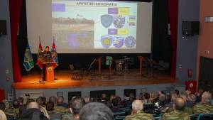 IMG-db2a72a2cbbd770efa9ae31b4963415c-V_original