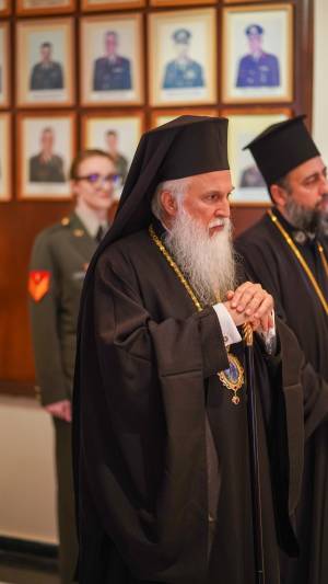 IMG-49779faaa7bc1392b7ae9e9bc990f731-V_original